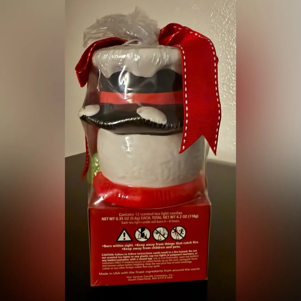 New Yankee Candle Snowman Luminary Tea Light Holder Gift Set w/ Cherries on Snow - Picture 4 of 4